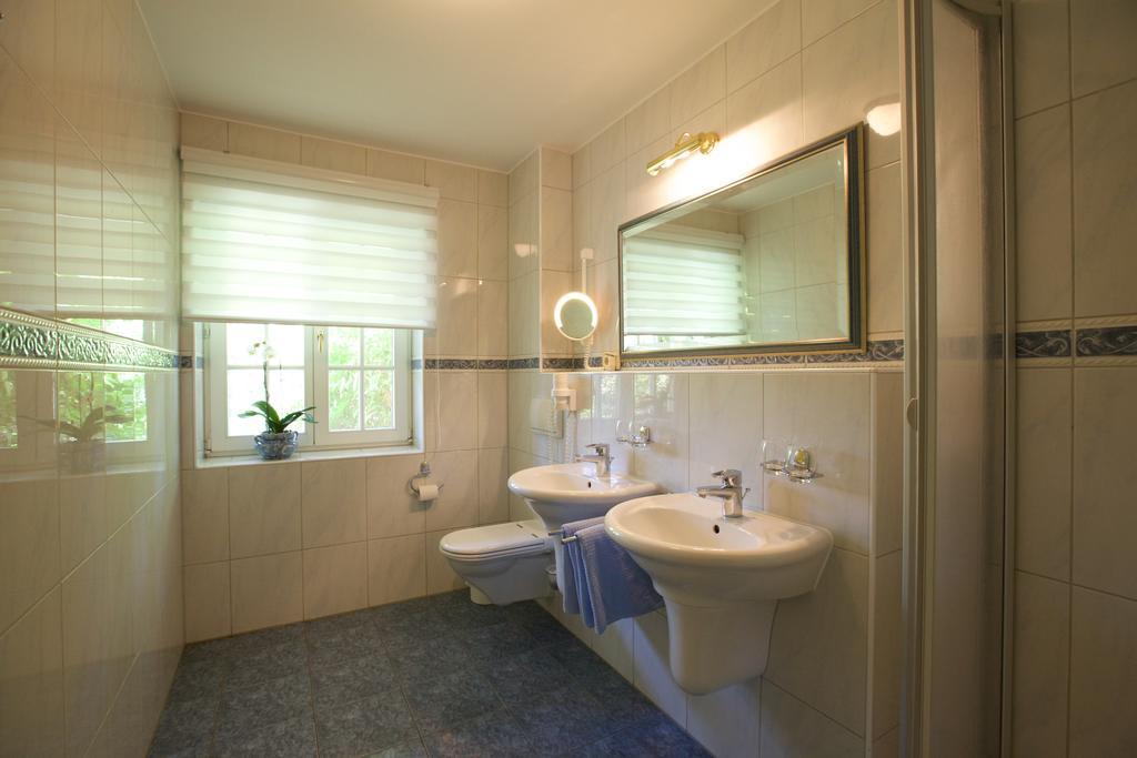 Haus Strandgut Ahrenshoop Exterior photo